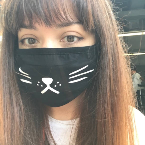 Meet your Posher, Jessica - Picture 2 of 2